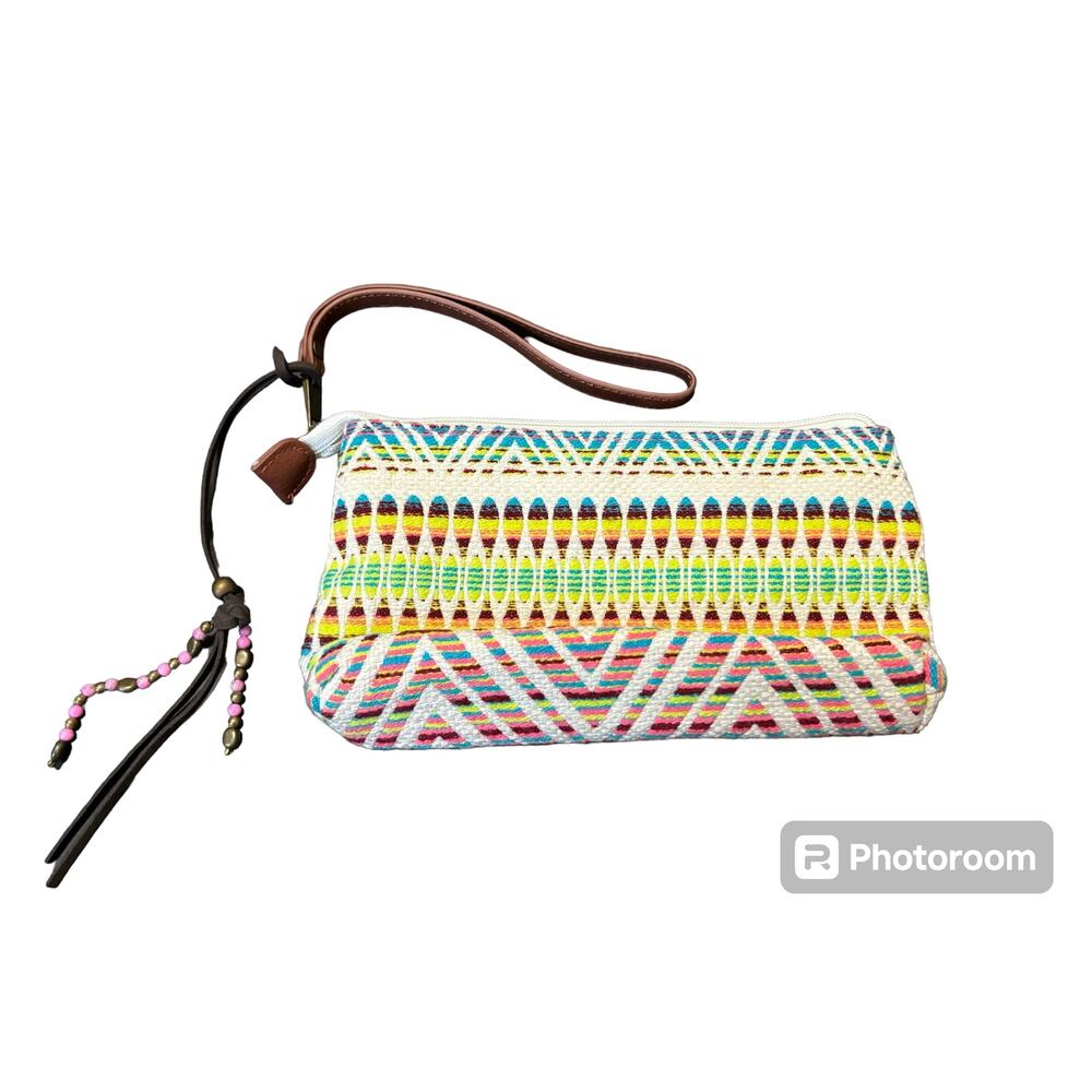 Olivia Miller Aztec Print Wristlet